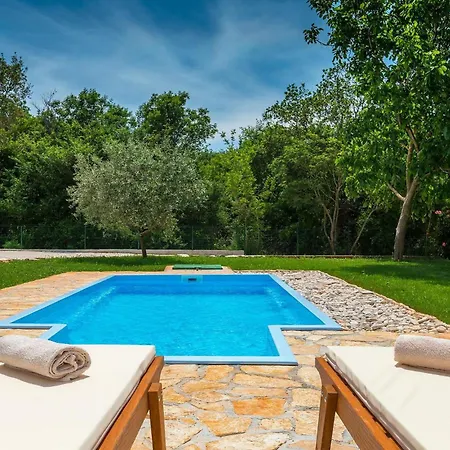 Bilen Holiday home *